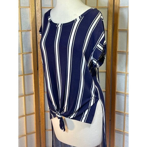 LoveFireāMedāHi/LowāStripedāTop - Picture 11 of 13